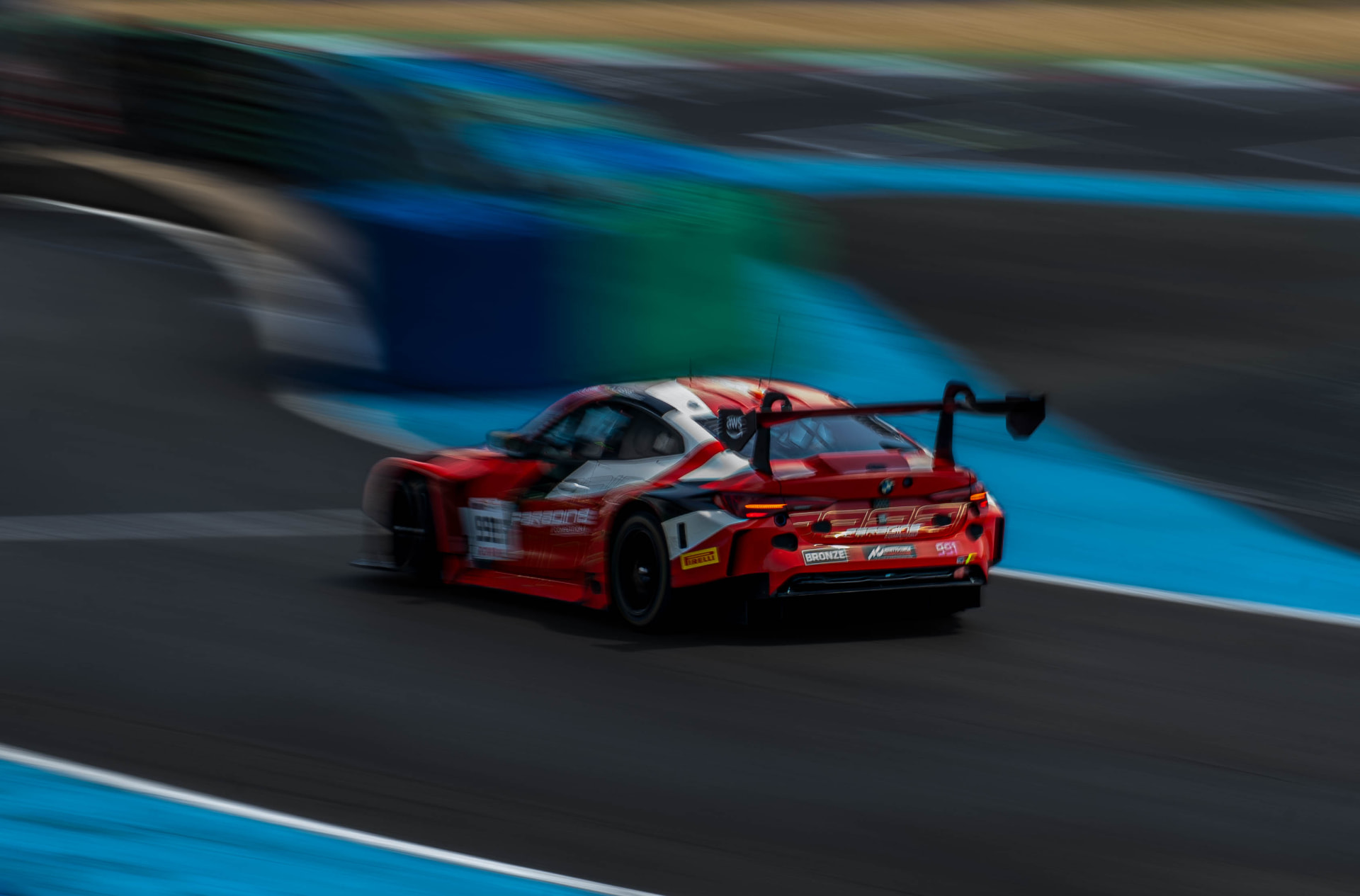 BMW M4 GT3 — Magny-Cours