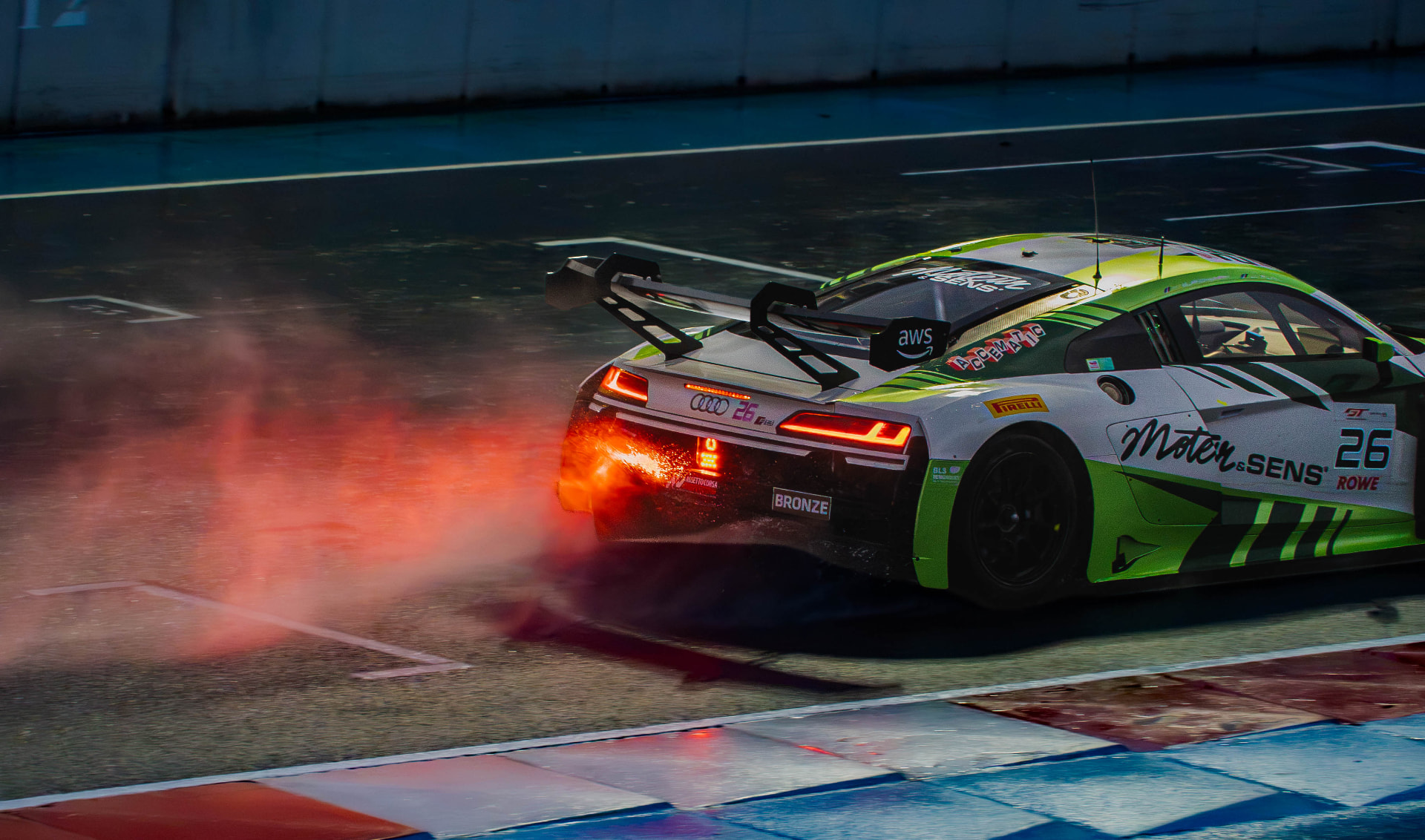 Lamborghini Huracán — Night Flames