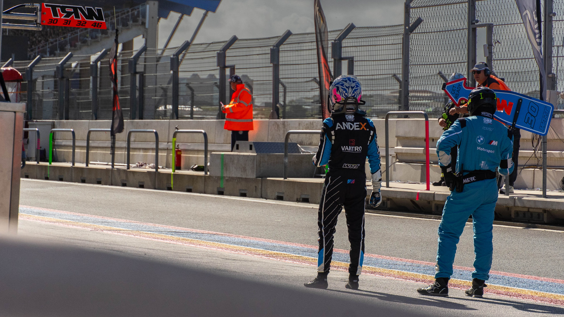 Magny-Cours — Ready on the Grid